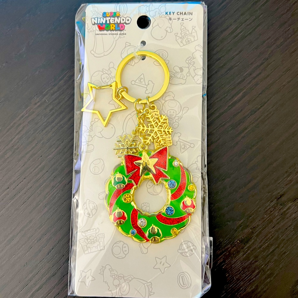 Universal Studios Japan Limited Super Nintendo World Christmas Wreath Keychain